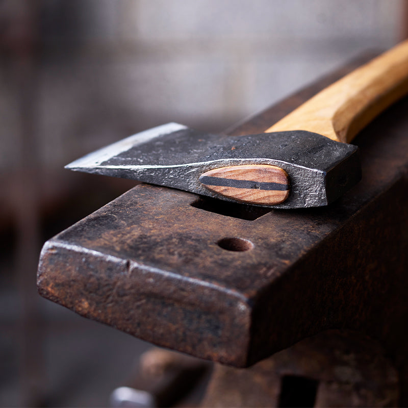 2LB ENGLISH FOREST AXE