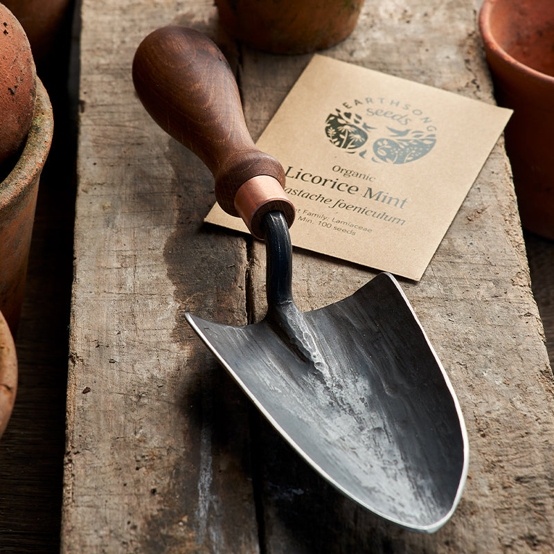 NO. 01 GARDEN TROWEL