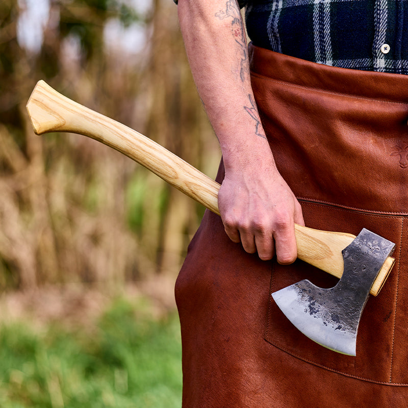 2LB WILDERNESS AXE