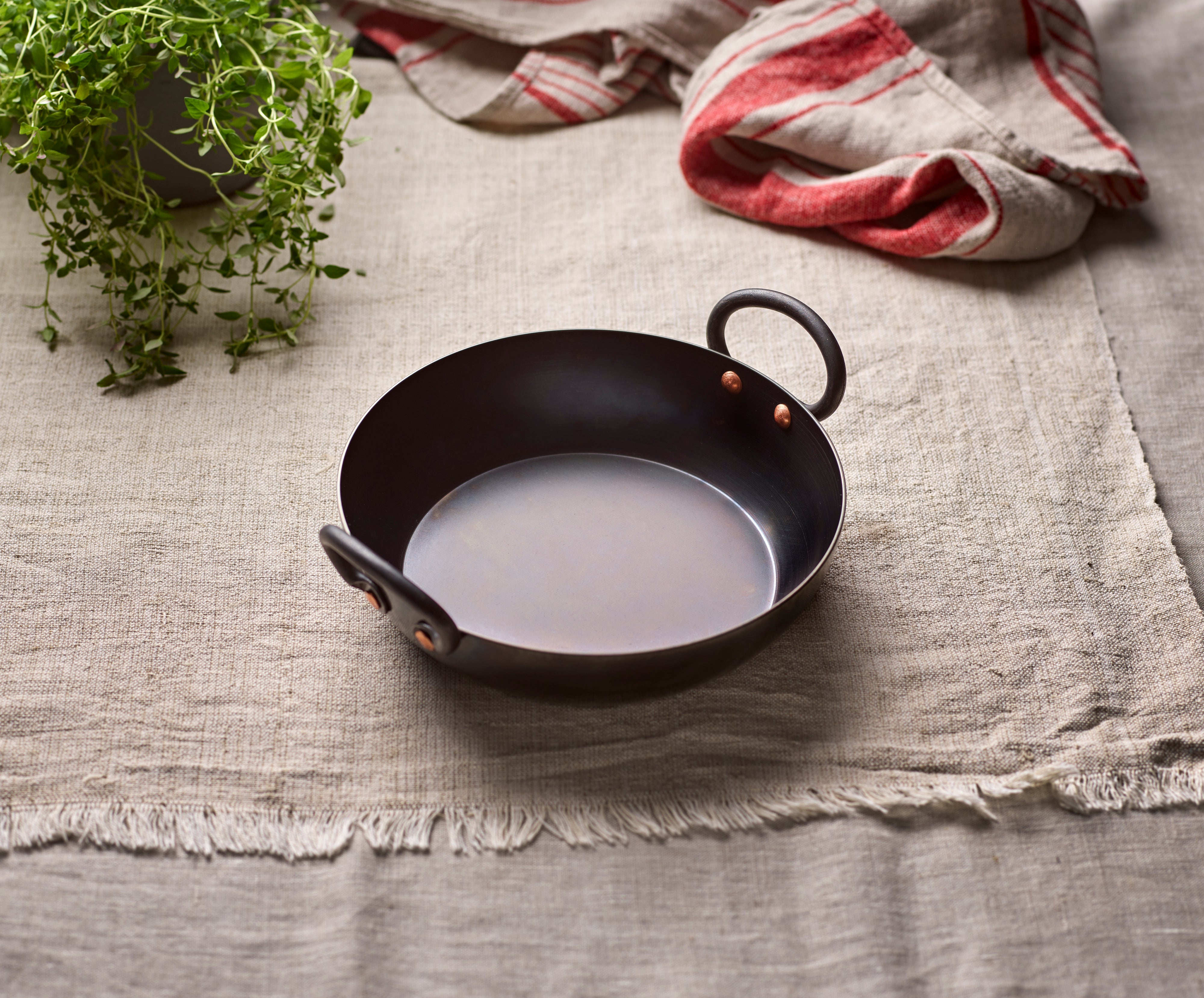 8" OVEN SKILLET & LID - SECOND